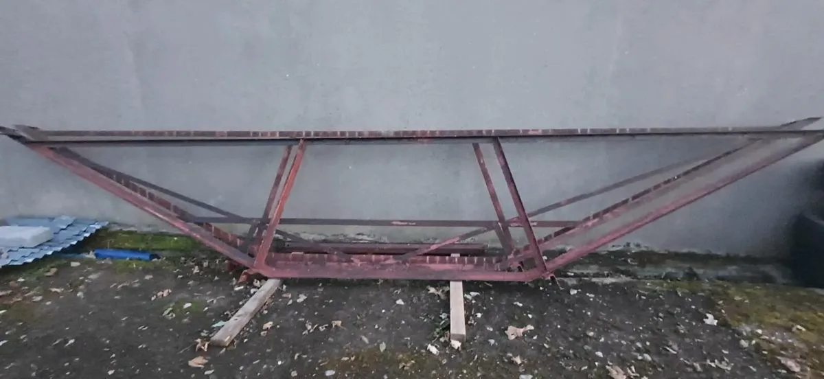 Hayshed Roof Trusses - Image 1