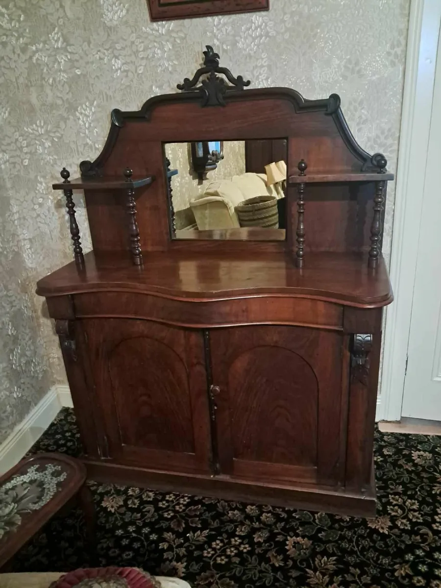 Antique sideboard - Image 1