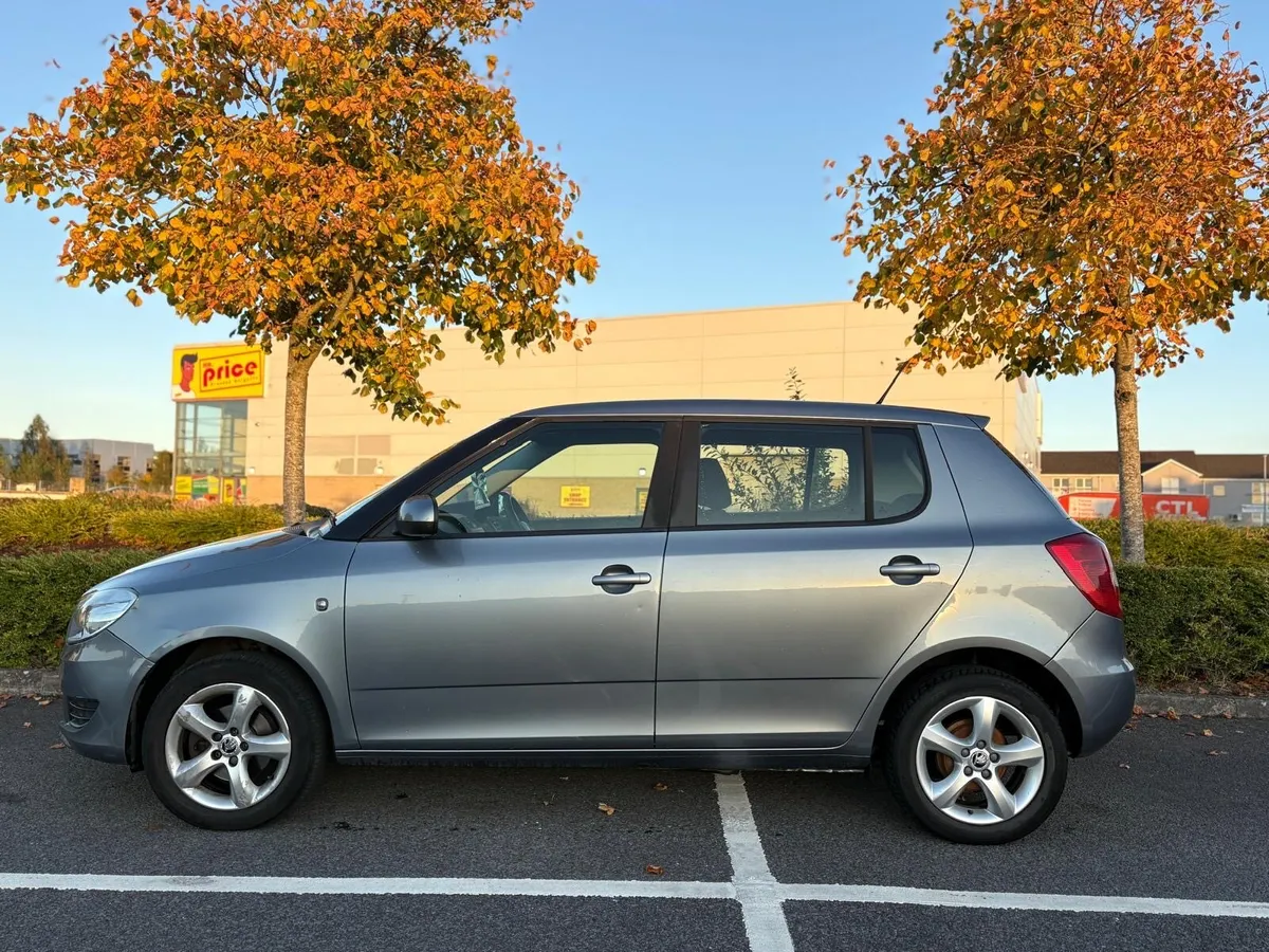 SKODA FABIA 1.2 PETROL - Image 2