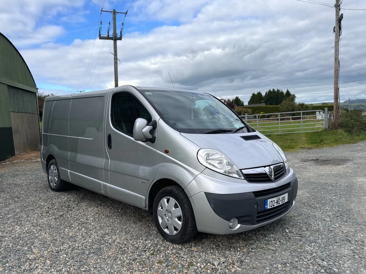 VAUXHALL VIVARO 2900 SPORTIVE CDTI LWB 5DR - Image 1