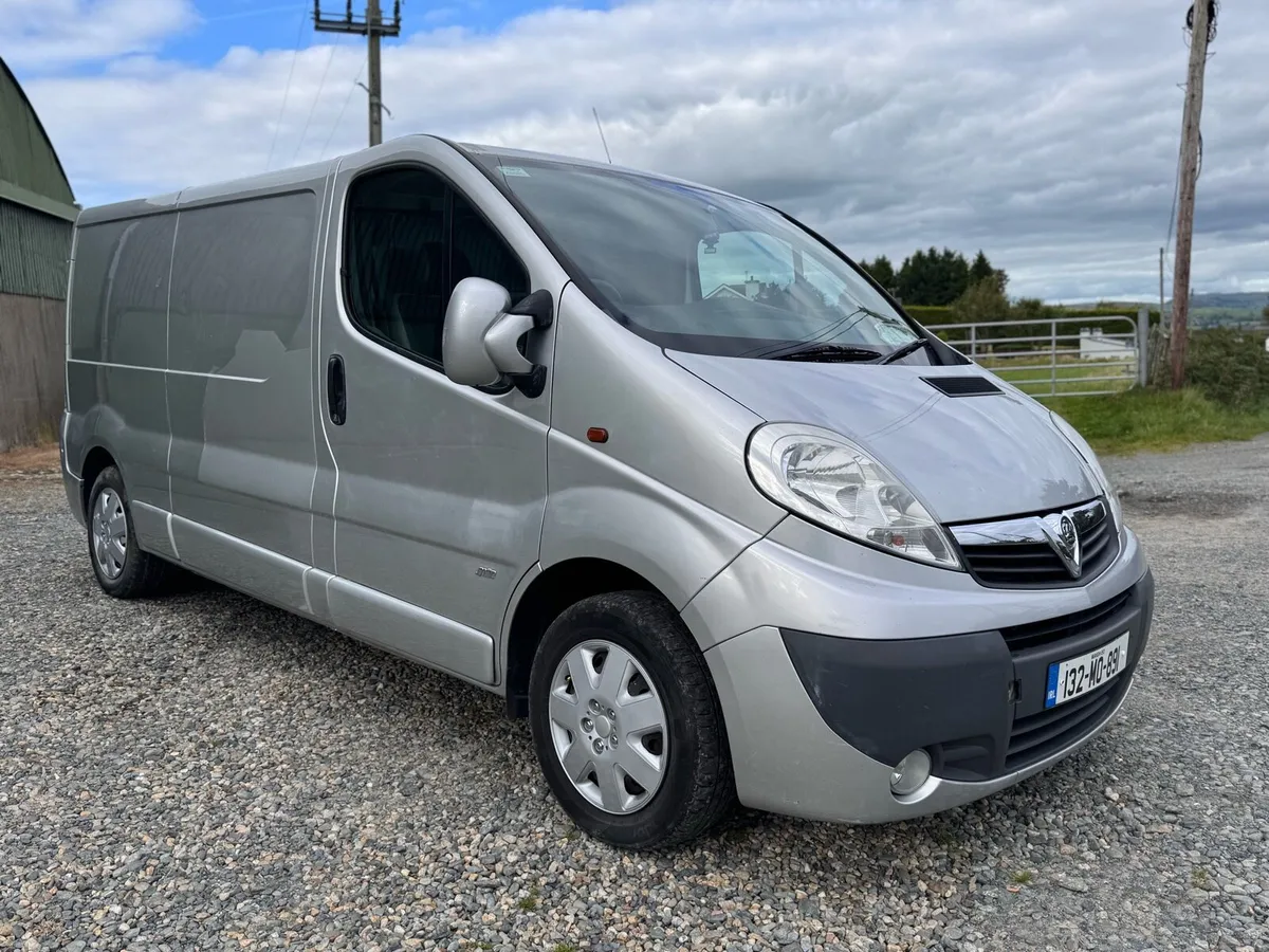 VAUXHALL VIVARO 2900 SPORTIVE CDTI LWB 5DR - Image 2
