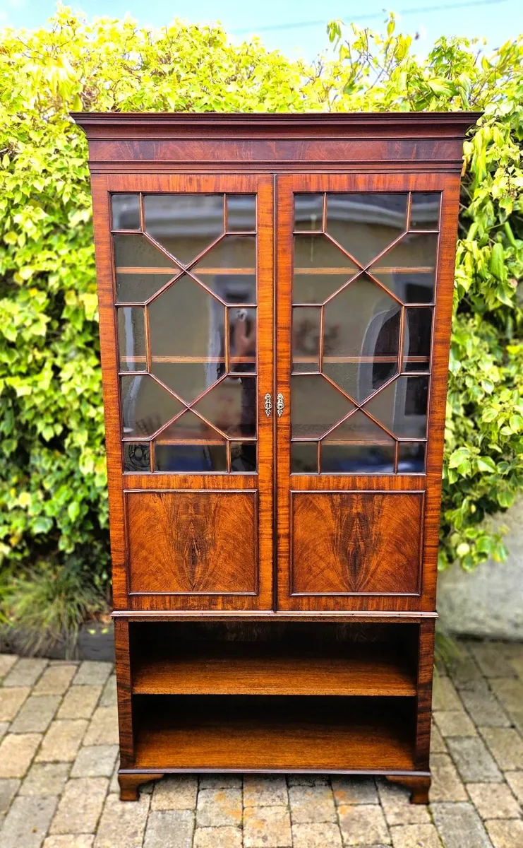Large Victorian Display Bookcase- Circa 1880 - Image 2