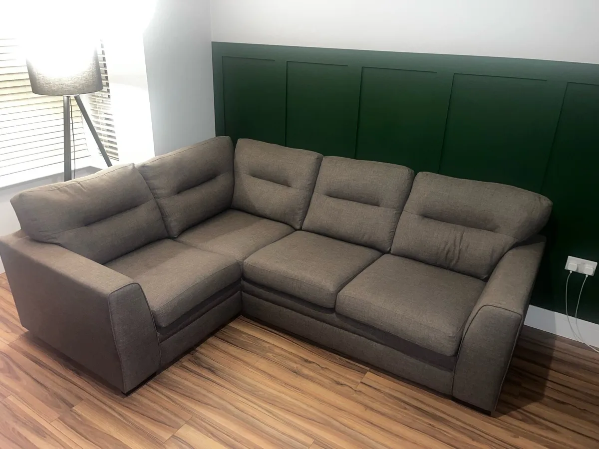 Corner Couch - Image 1