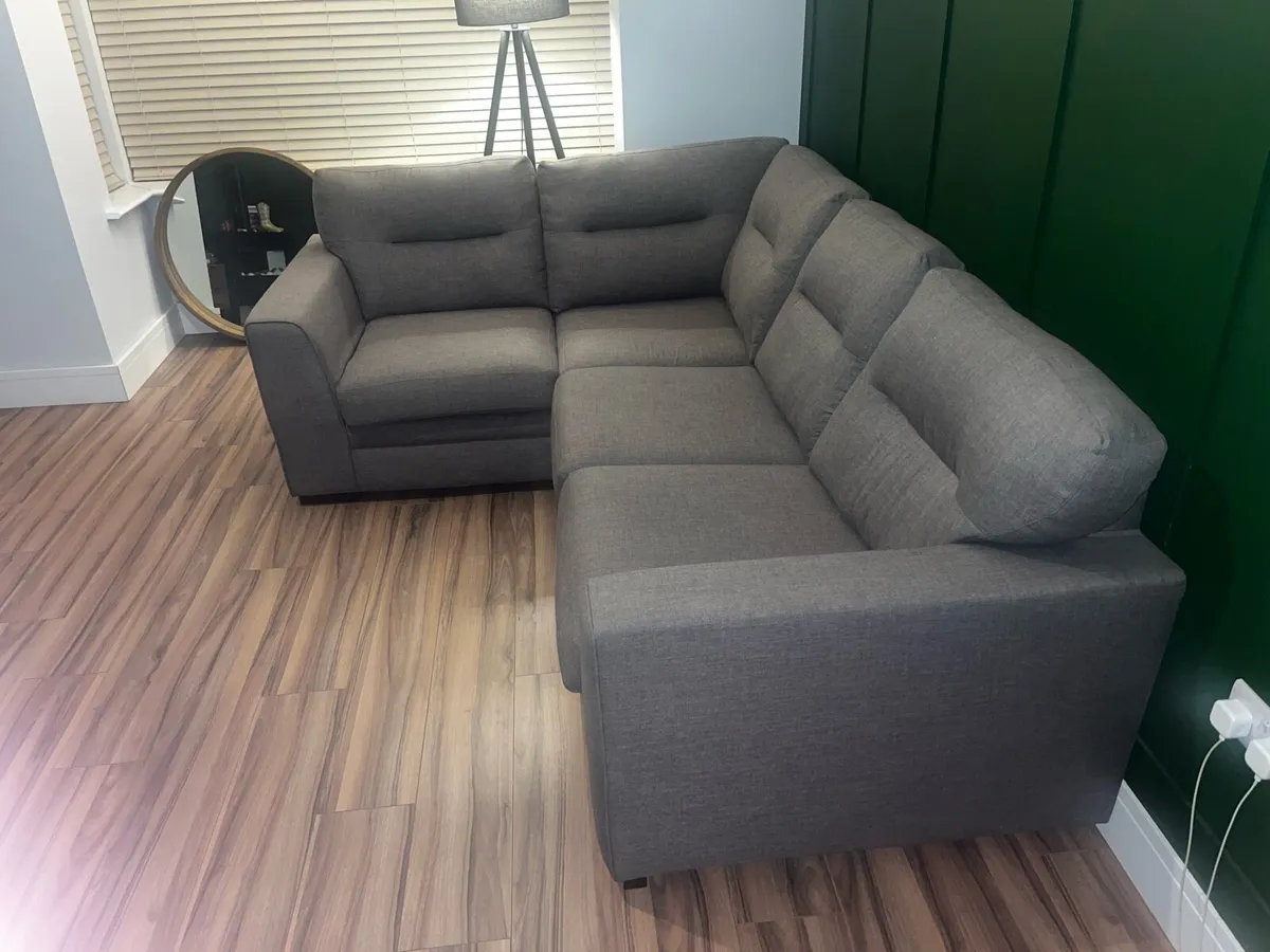 Corner Couch - Image 3
