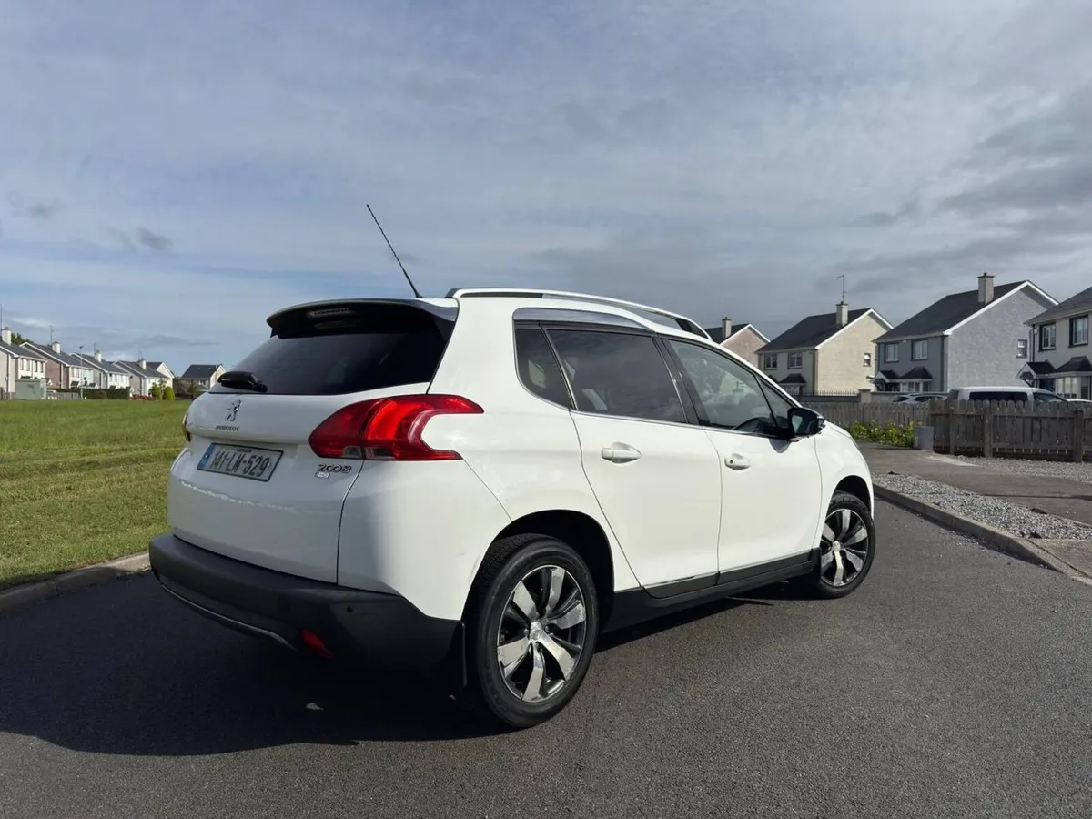 Peugeot 2008 2014 - Image 2