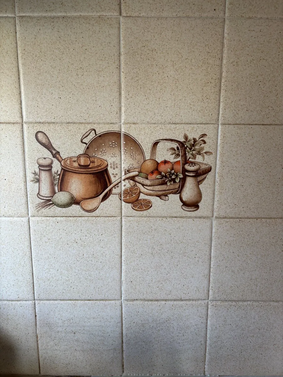H&R Johnson Kitchen Harmony Tiles (KH1) - Image 1