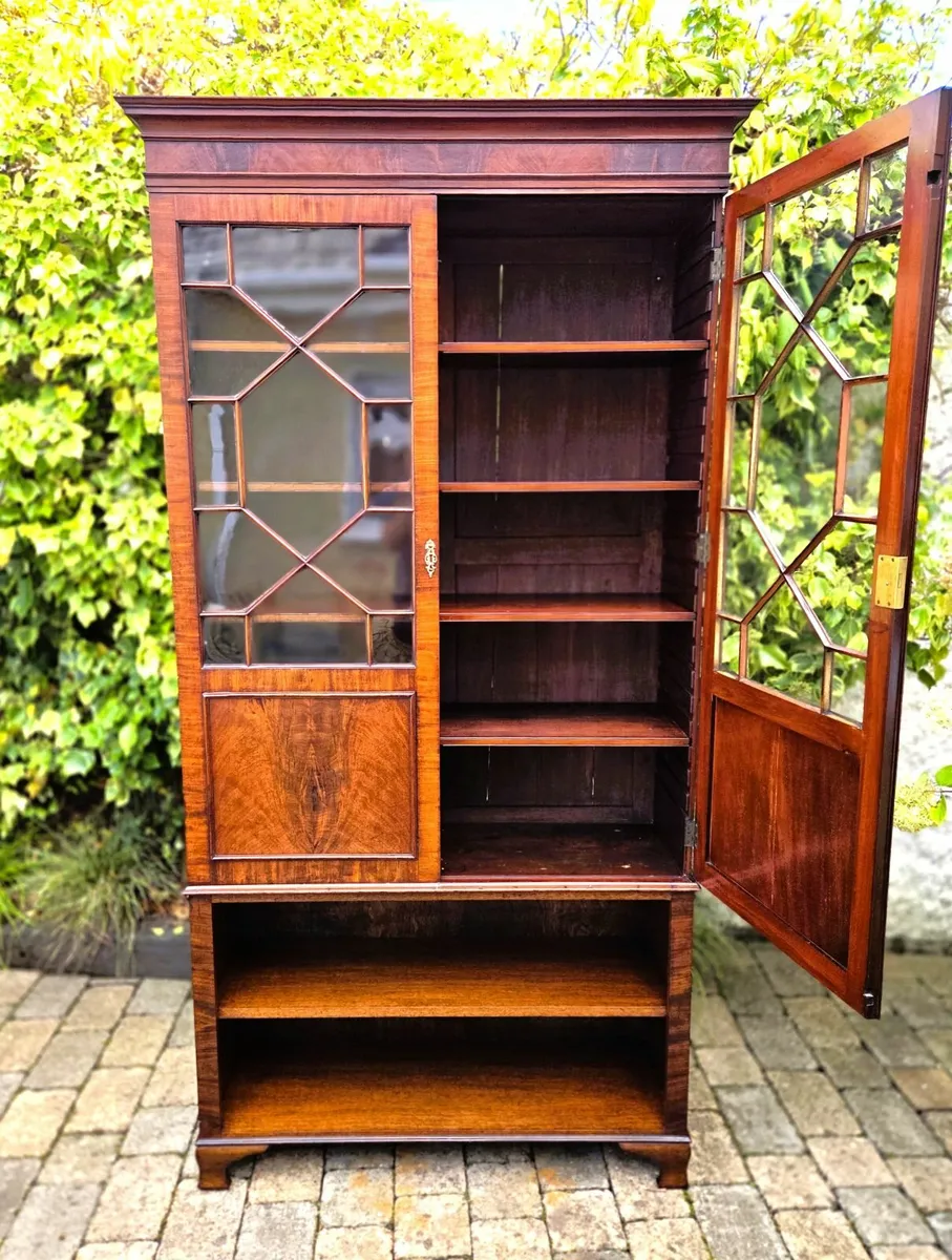 Large Victorian Display Bookcase- Circa 1880 - Image 4
