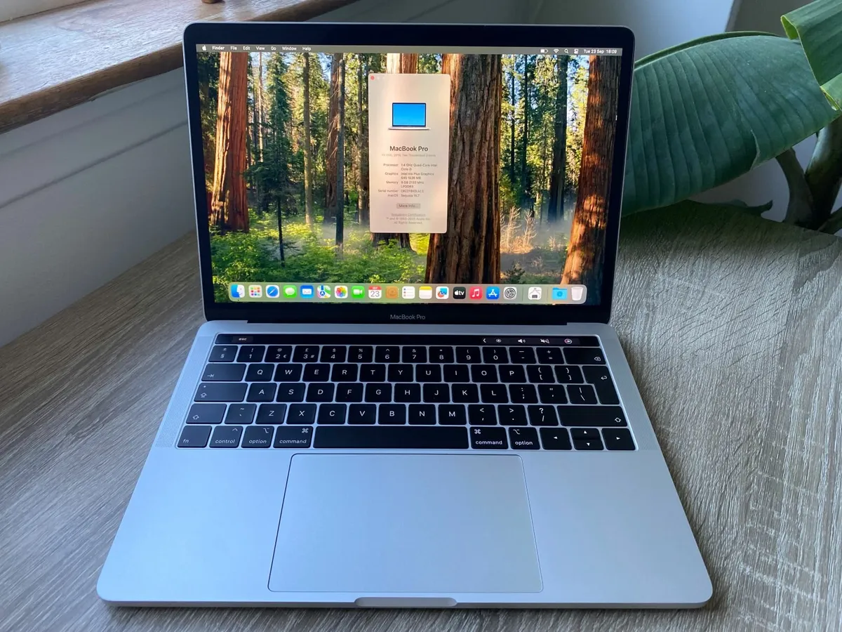 Apple MacBook Pro 13inch (2019) i5 | 8GB | 128GB - Image 1