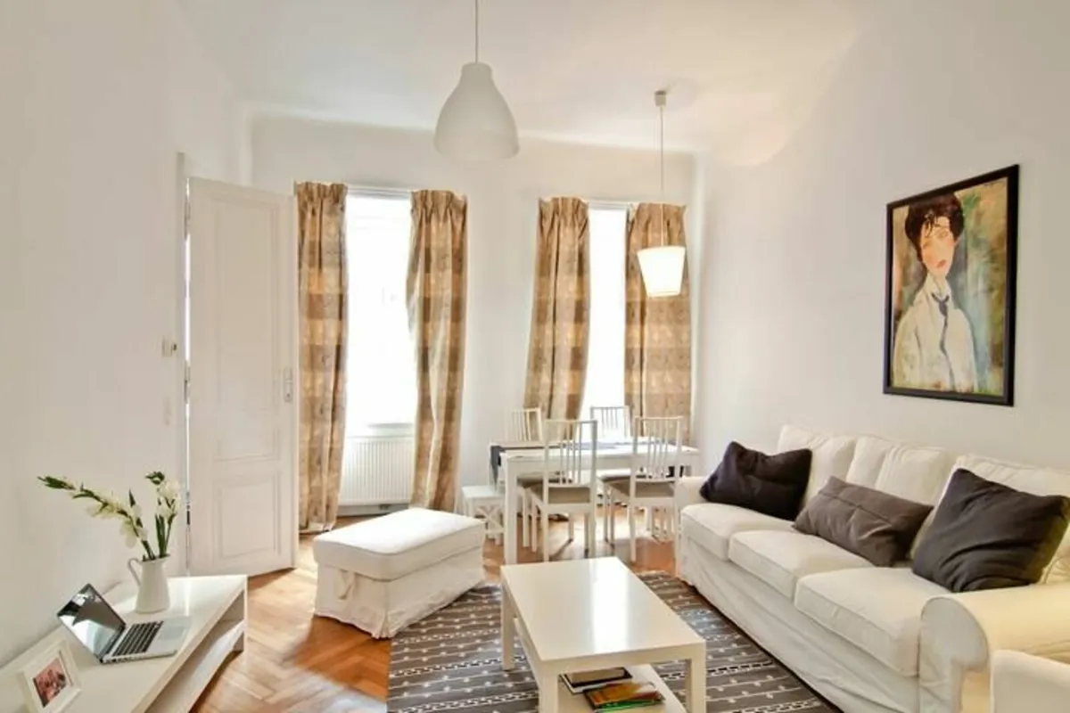 Pair of long curtains - Image 2