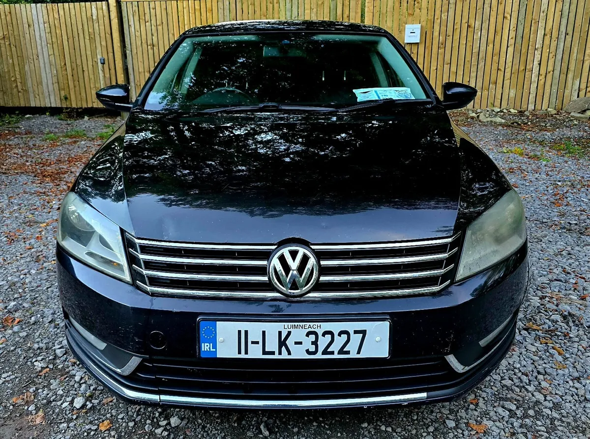 Volkswagen Passat 2011 - Image 3