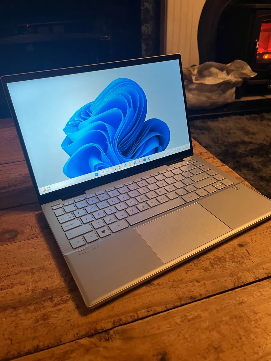 Laptop - Image 1