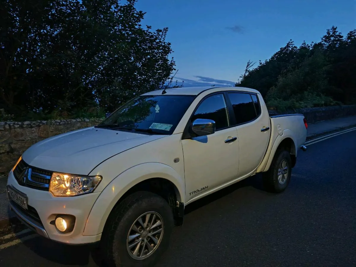 142 L200 2.5D-Di 4x4 Trojan Crewcab tax&tested'26 - Image 4