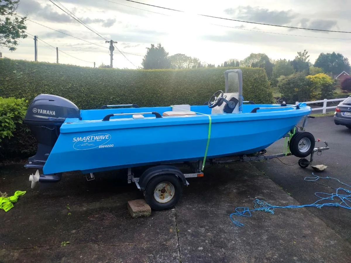 Smartwave 4200 with 40hp Yamaha - Image 1