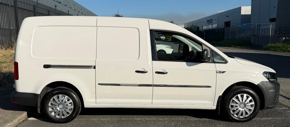 2019 Volkswagen Caddy 102Bhp Maxi - Image 3