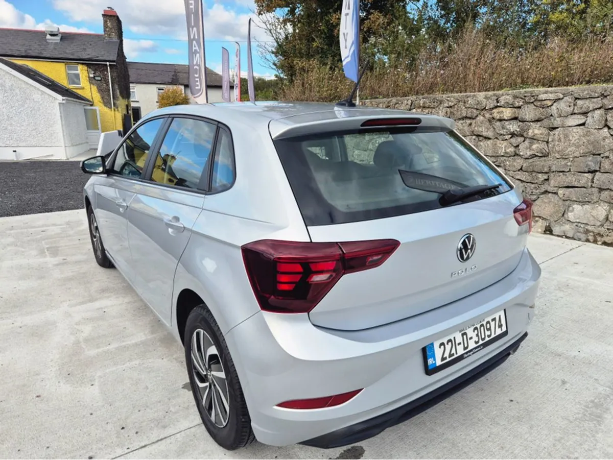 Volkswagen Polo 1.0 MPI Manual 5speed 80hp 5DR - Image 3