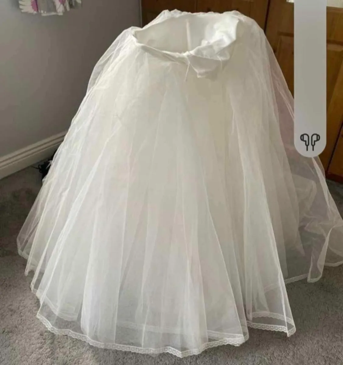 Wedding underskirt - Image 1