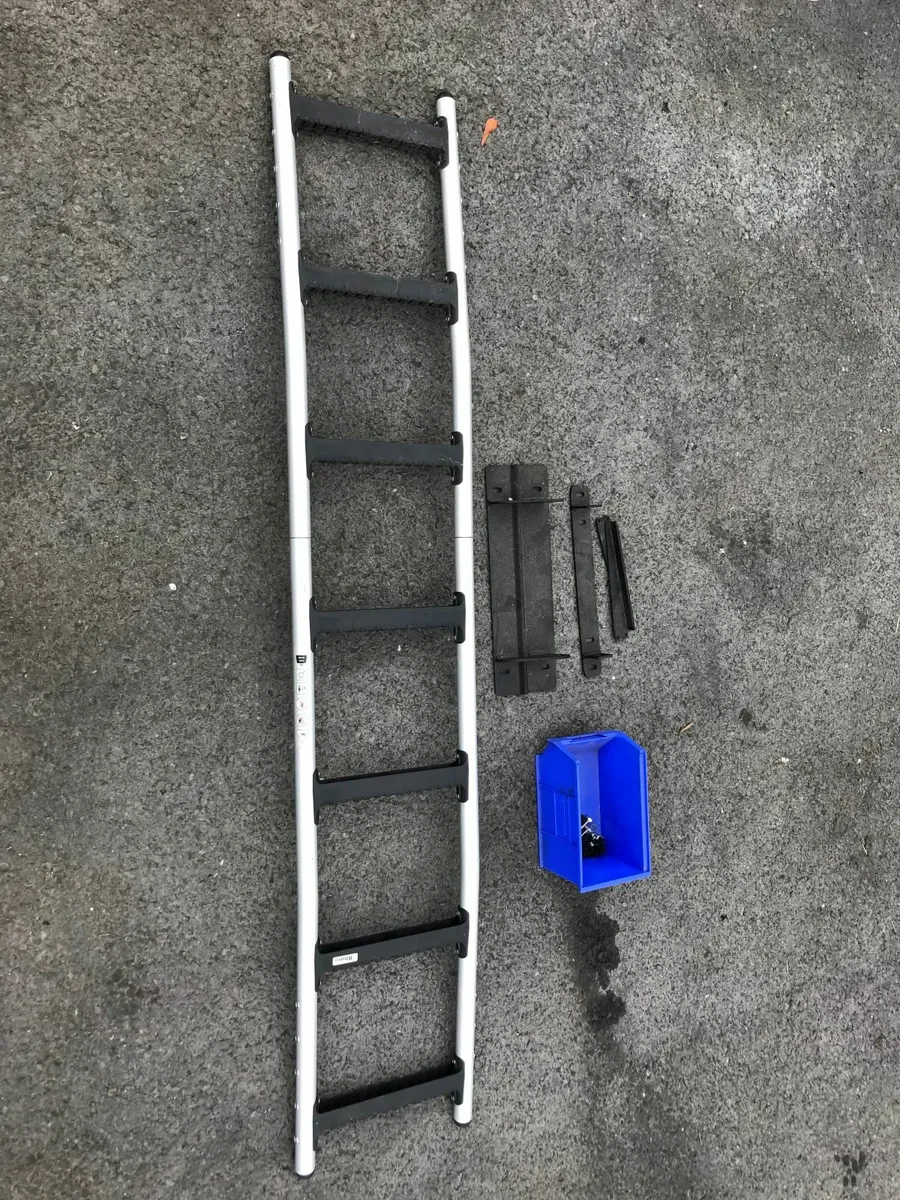 RHINO Van Ladder - Image 3