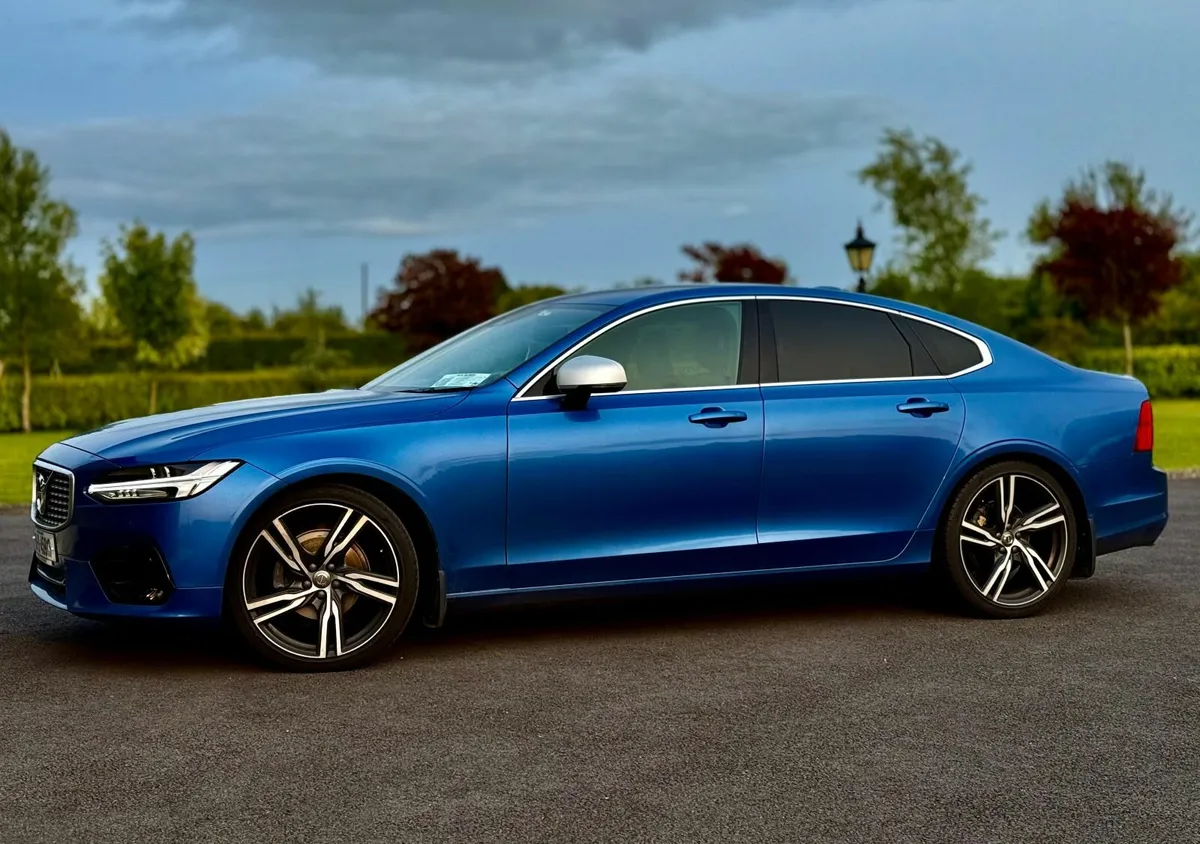 Volvo S90 2018 - Image 2