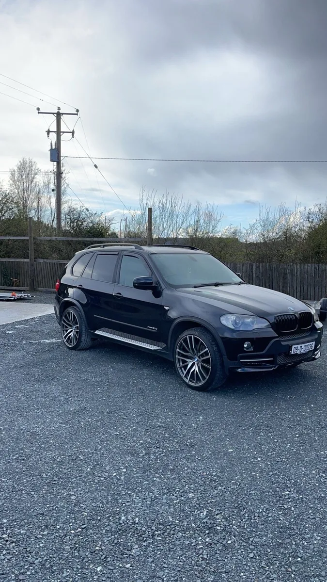 BMW X5 E70 - Image 1