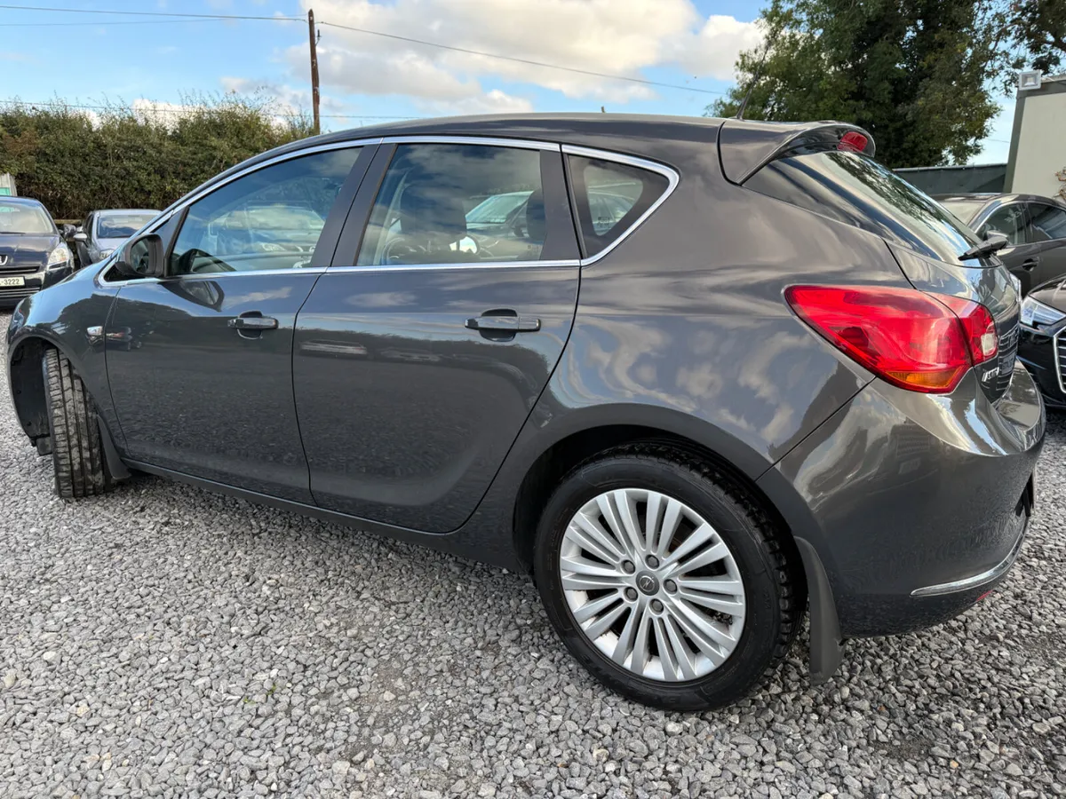 🔵 Opel Astra EXCITE 1.6 CDTI 110PS ECO 5DR - Image 2