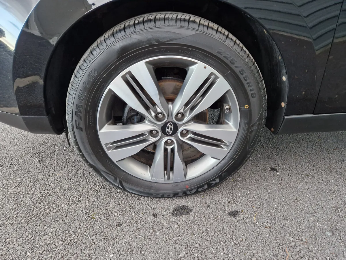 152 HYUNDAI IX35...LEATHER INT...NCT 9/27 - Image 4