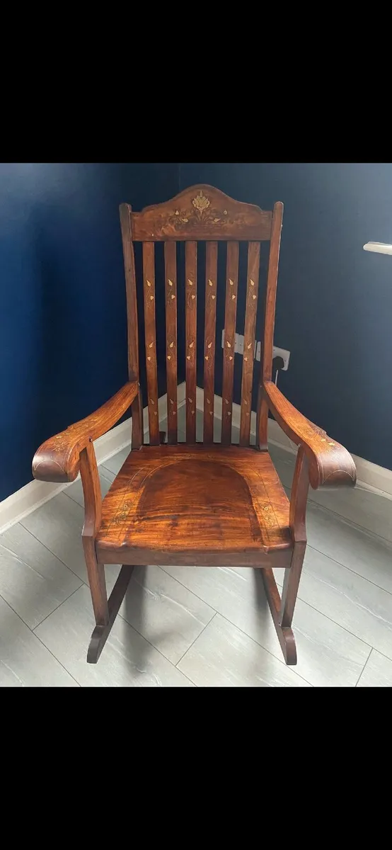 Rocking chair - Image 1