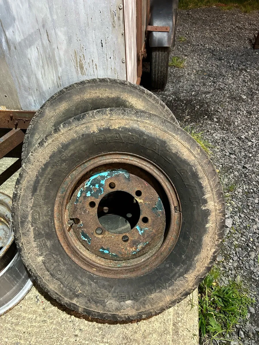 6 Stud Rims - Image 2