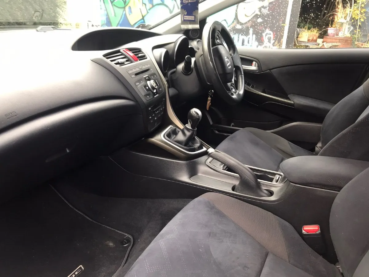 Honda Civic 2013 - Image 4