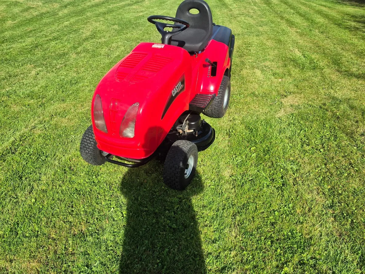 Castlegarden ride on lawnmower - Image 3