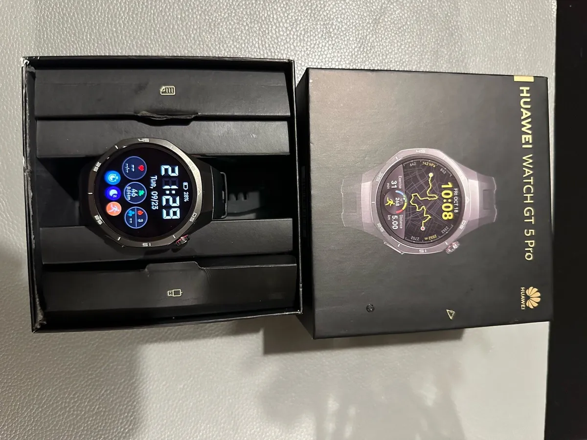 Huawei GT 5 Pro 2025 model - Image 3