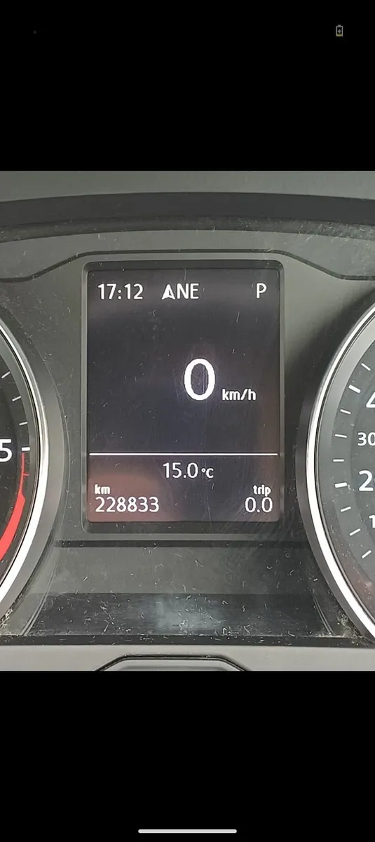 Volkswagen Passat 2016 - Image 4