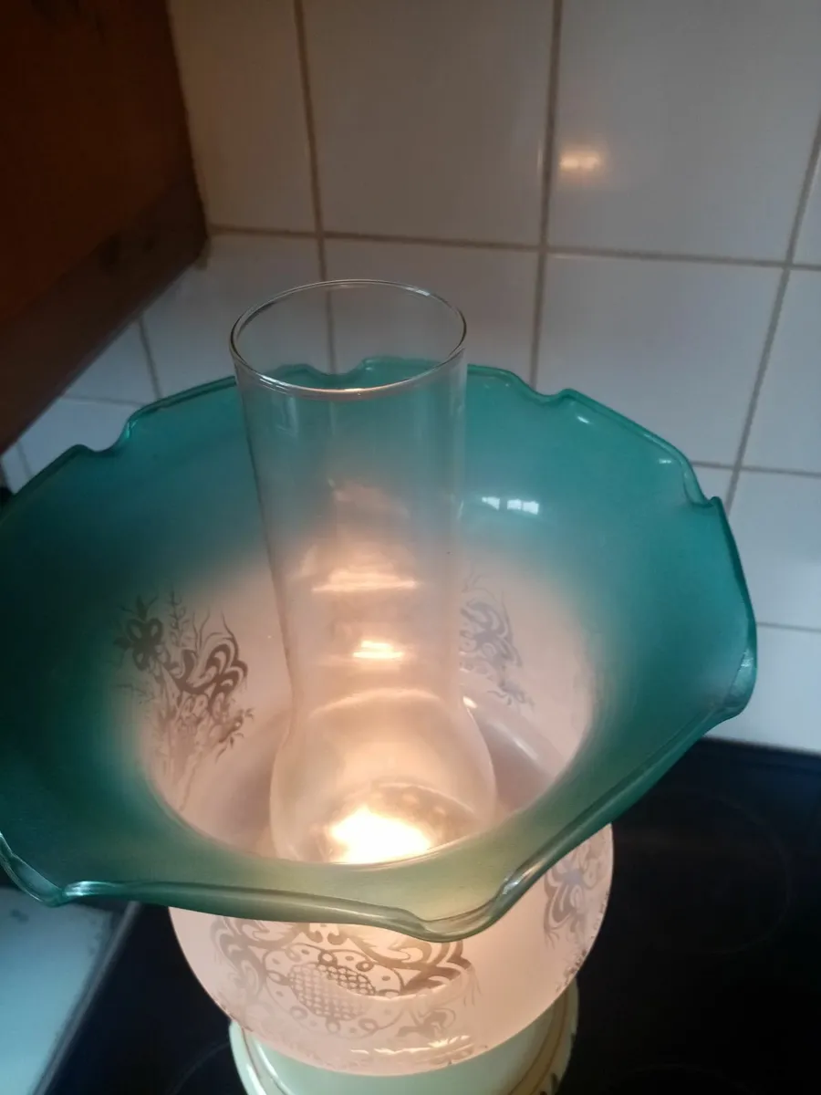 Victorian Oil Lamp - Image 4