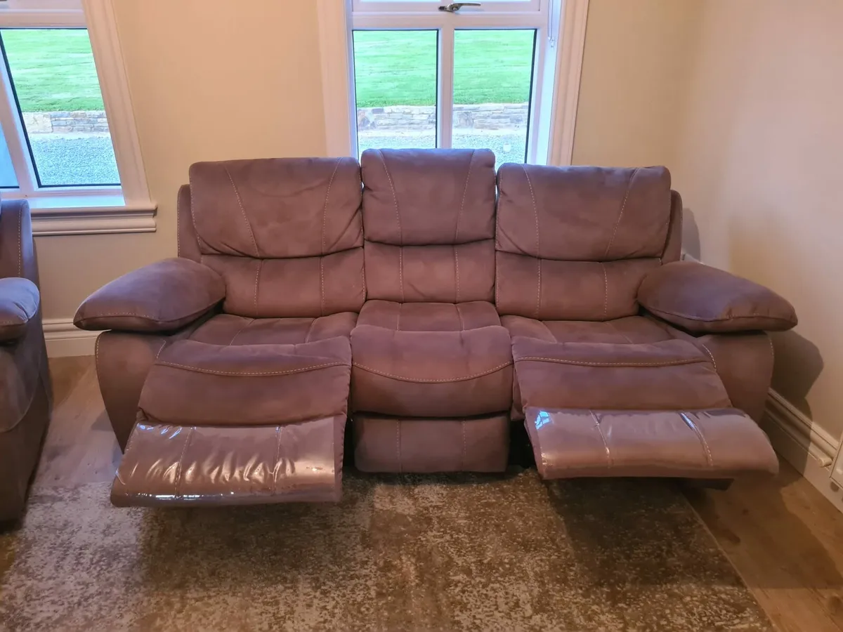 Armchair and reclining couch - Image 2