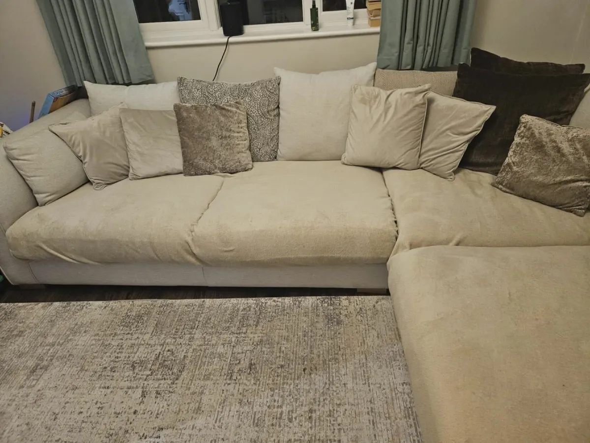 Sofa - Image 3