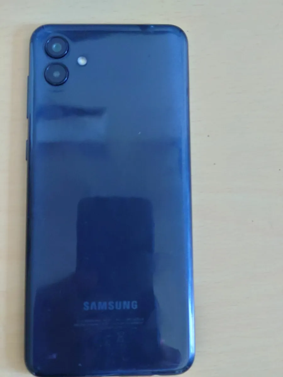 Samsung A04 - Image 2
