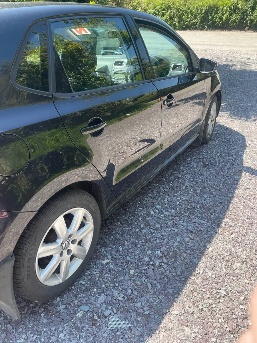 Volkswagen polo - Image 2