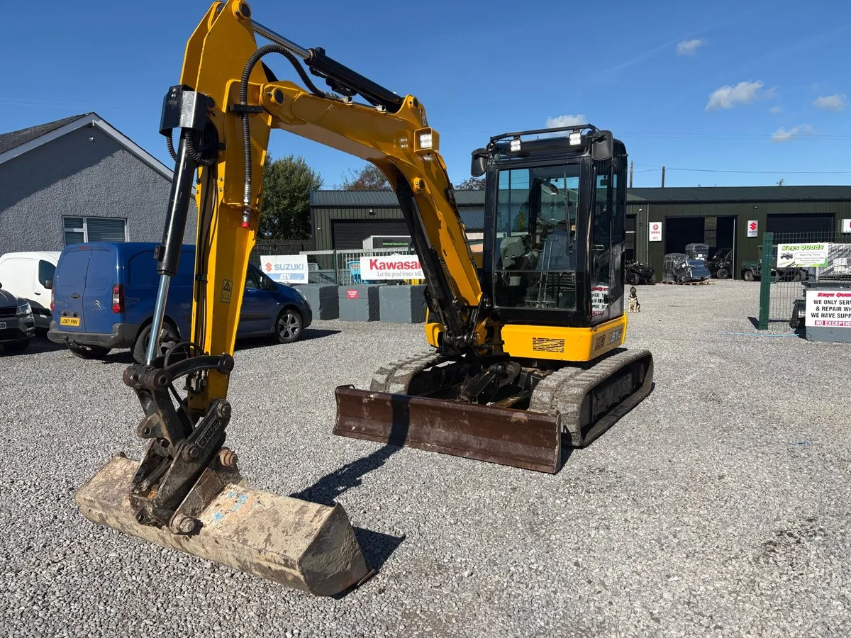 Jcb 5 ton digger - Image 4