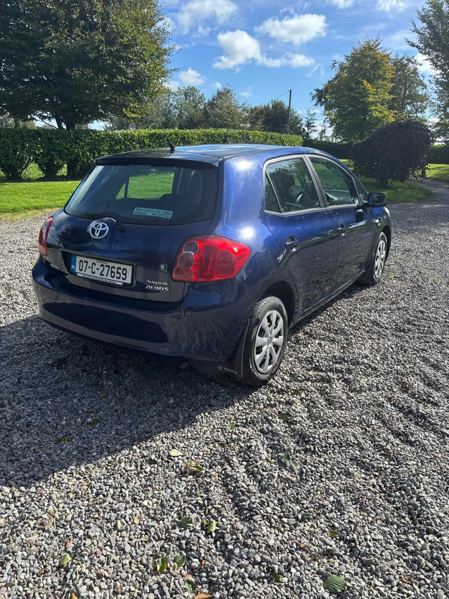Toyota Auris 1.4 Petrol - Image 4