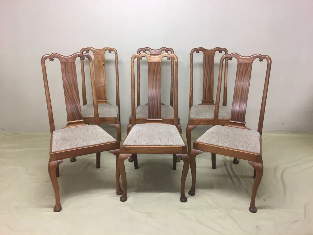 Set of 6 Chairs - Image 1