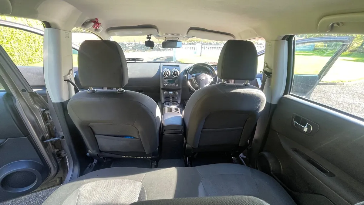 Nissan Qashqai 2011, New NCT, clean. - Image 3