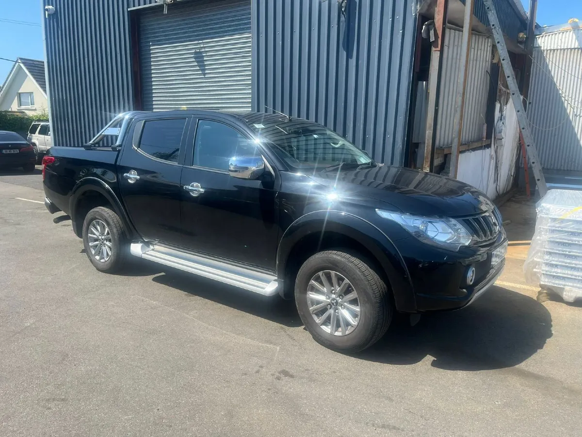 Jeep - Mitsubishi L200 - Image 1