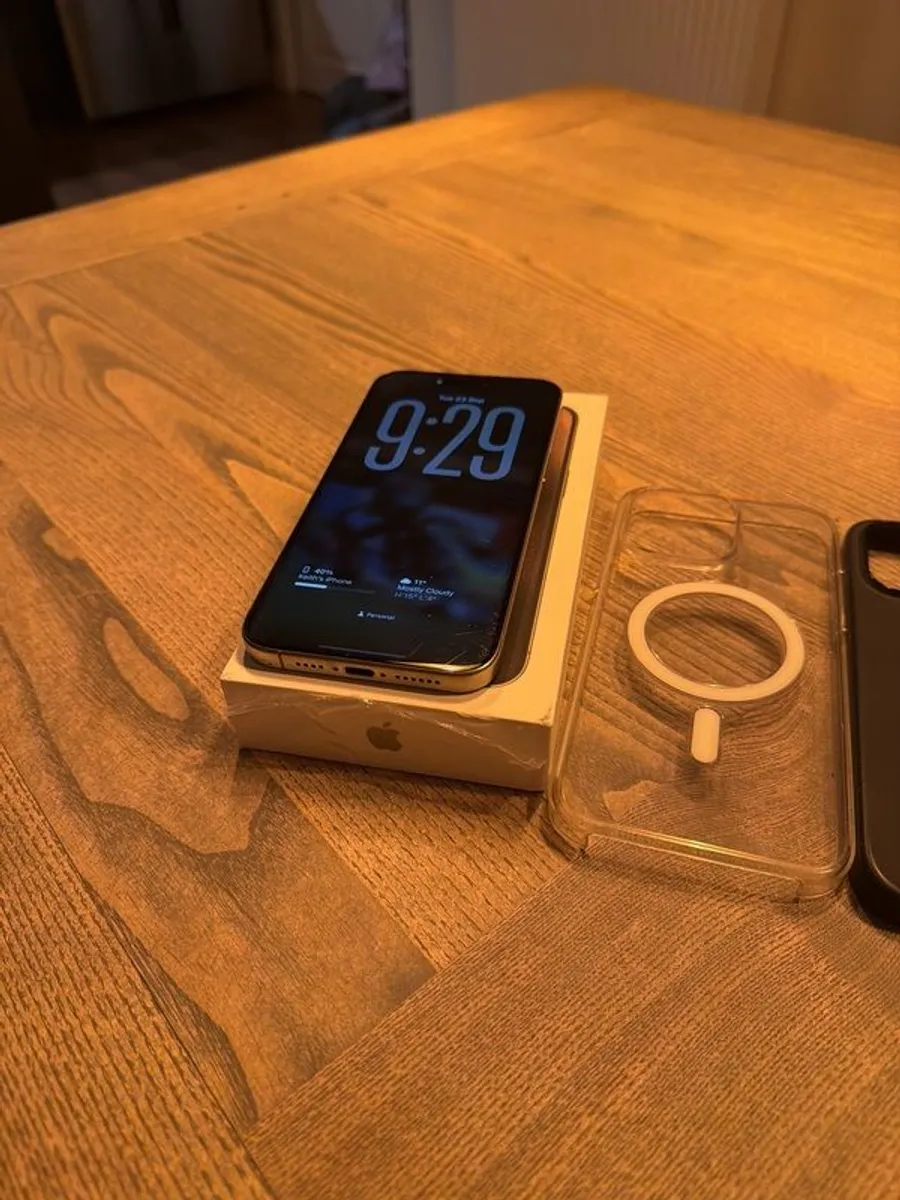 iPhone 15 Pro Max 256gb Sim Free Space Grey - Image 3