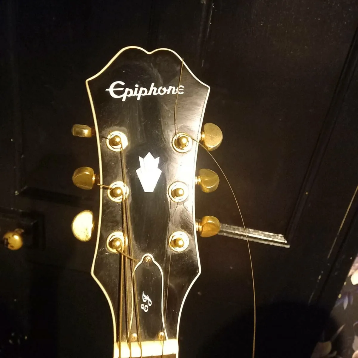 Epiphone Jumbo EJ-200SCE acoustic guitar - Image 4