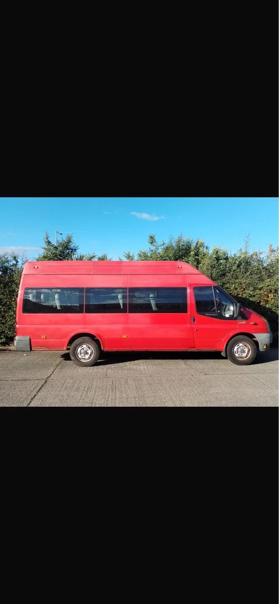 Ford Transit Minibus - Image 4