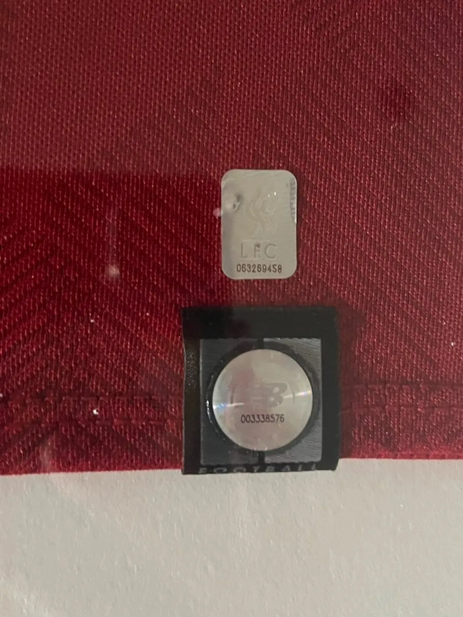 Signed Liverpool Shirt - Image 4