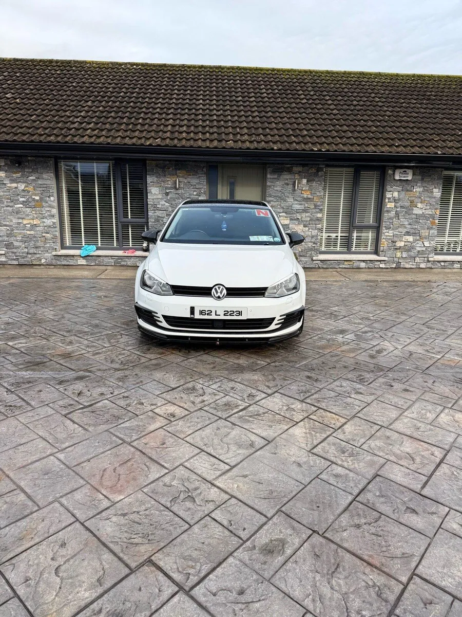 Car - Image 2