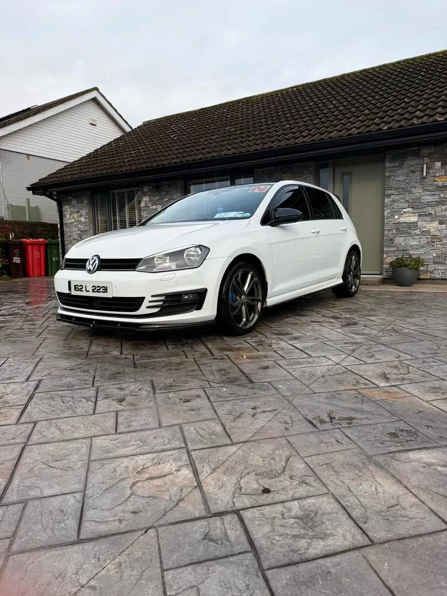 Car - Image 4