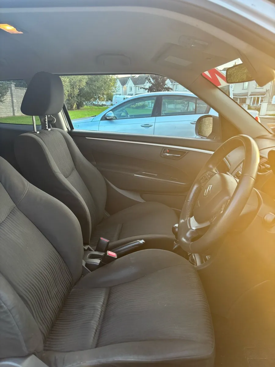 Suzuki Swift - Image 4