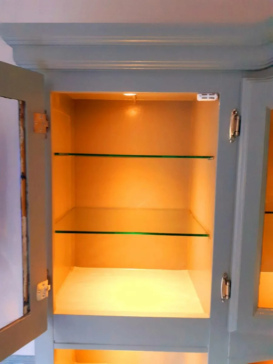 Kitchen dresser - Image 3