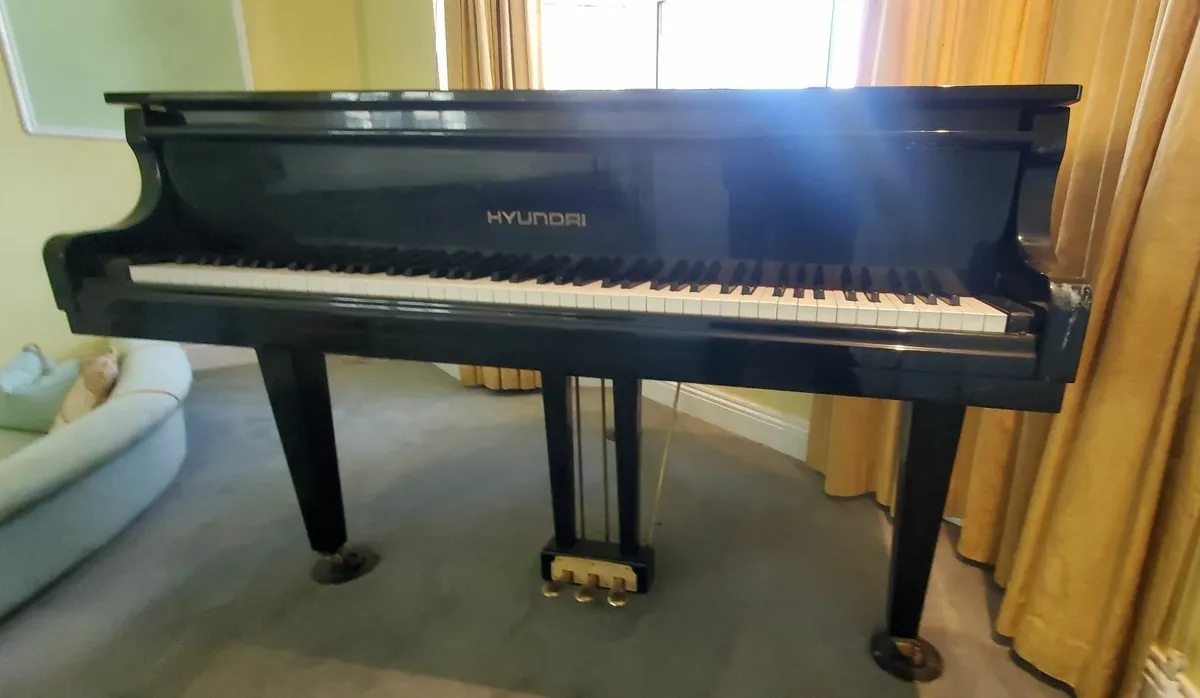 Hyundai G-50A Baby Grand Piano - Image 4